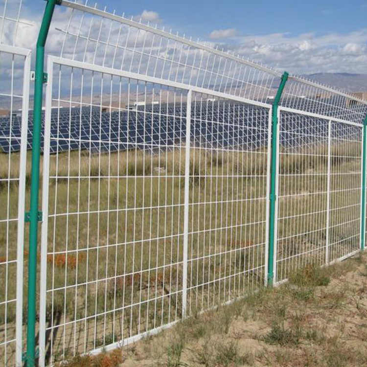 太陽能發電場區圍欄標準圖片2